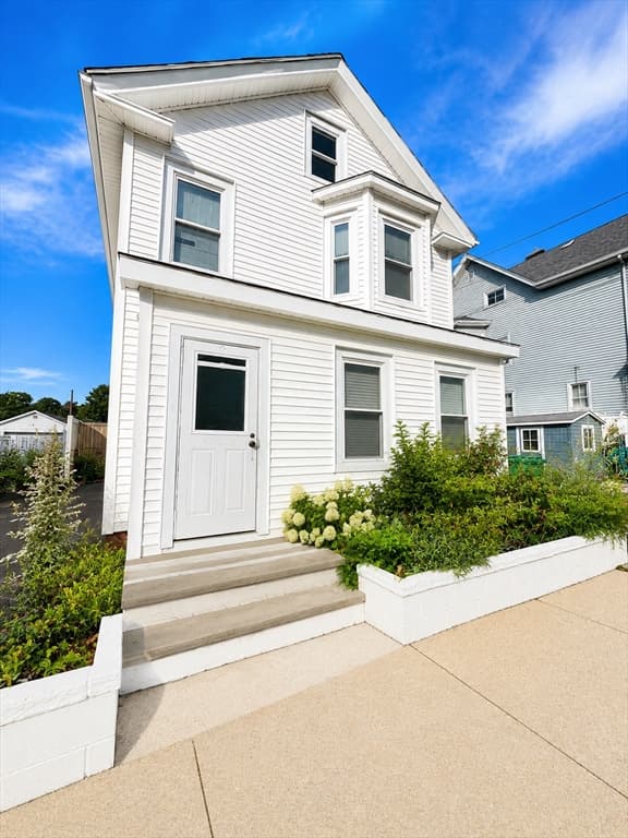 209 Fayette St, Lynn MA 01902