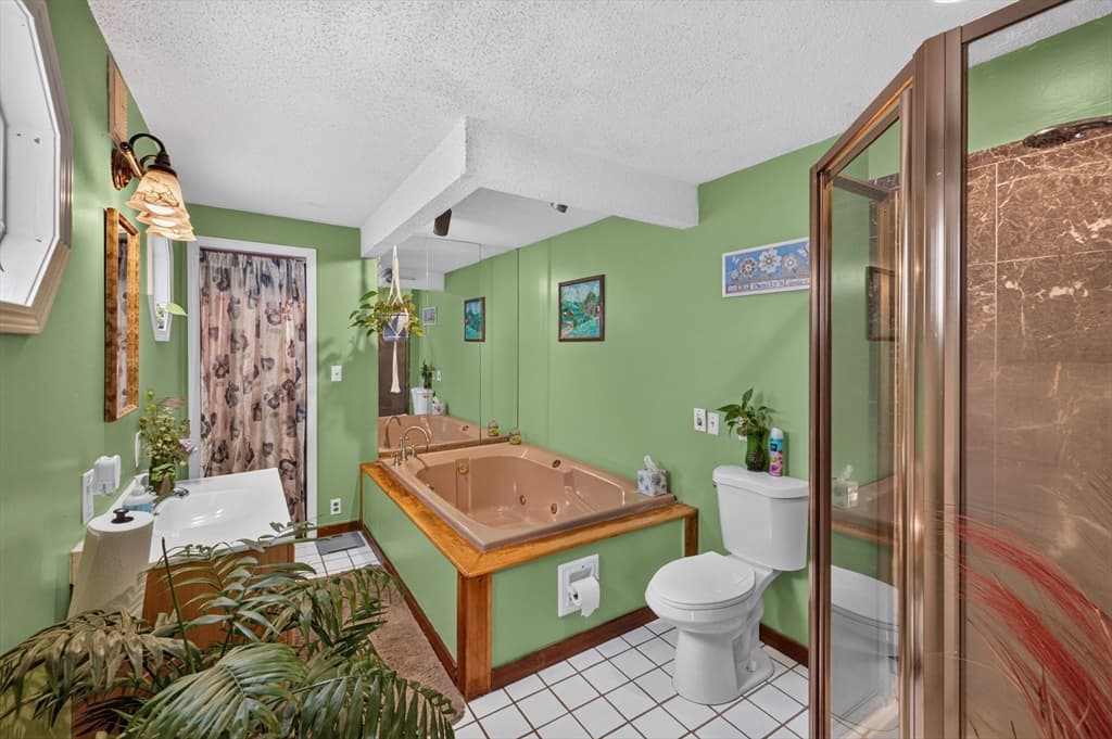 98 Parker St, New Bedford MA 02740 photo 22