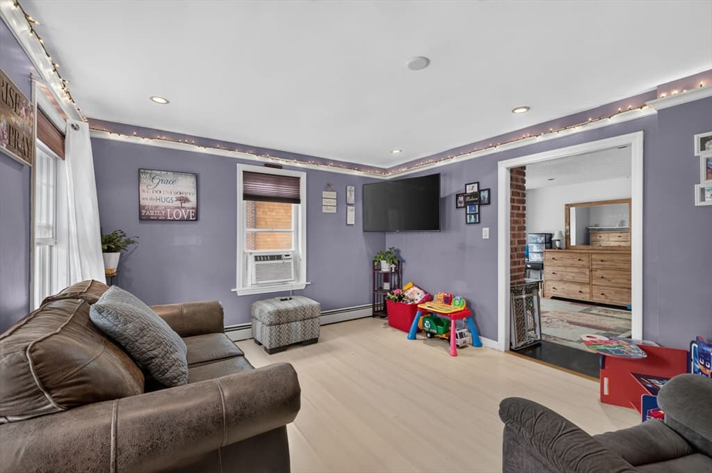 98 Parker St, New Bedford MA 02740 photo 19