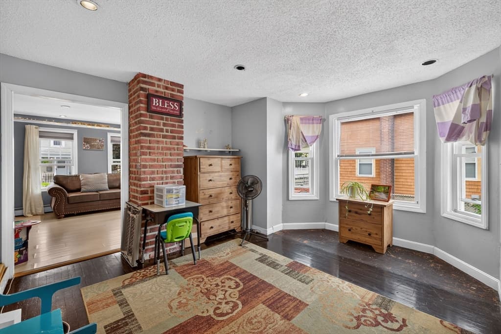 98 Parker St, New Bedford MA 02740 photo 21