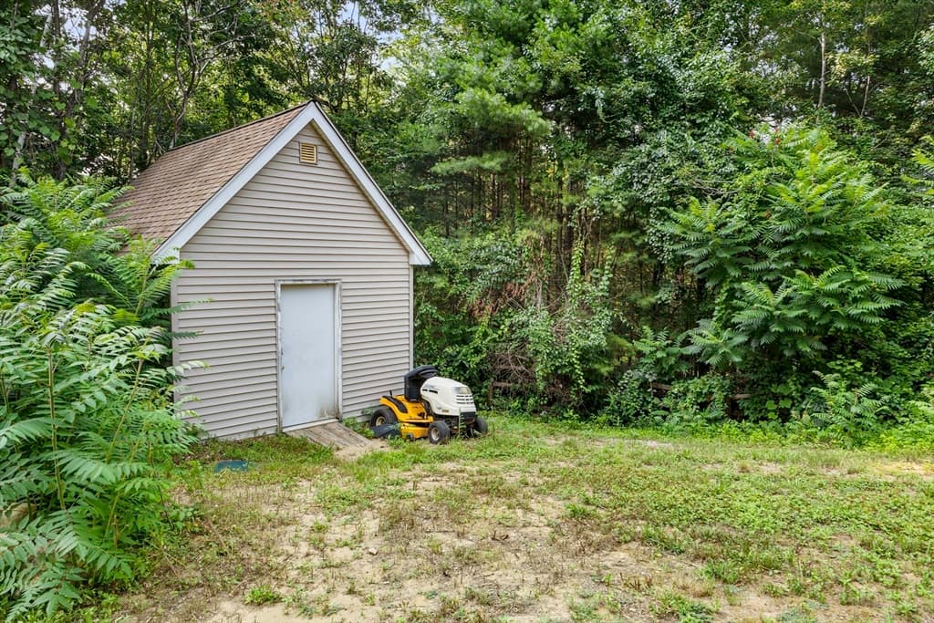 Single Family Residence at 1 Lakeshore Dr, Monson MA 01057, Monson, photo 36 of 38