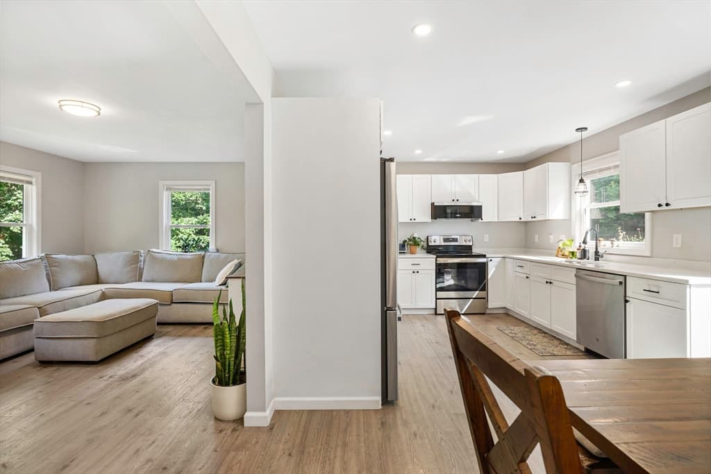 Single Family Residence at 1 Lakeshore Dr, Monson MA 01057, Monson, photo 10 of 38