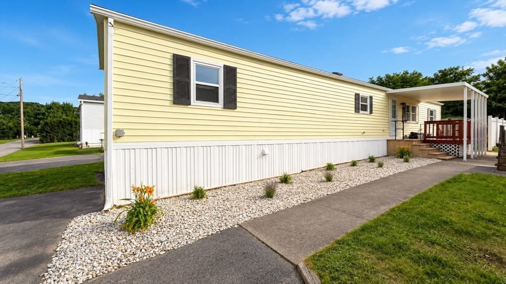 131 Washington Street # 3, Auburn MA 01501 photo 2