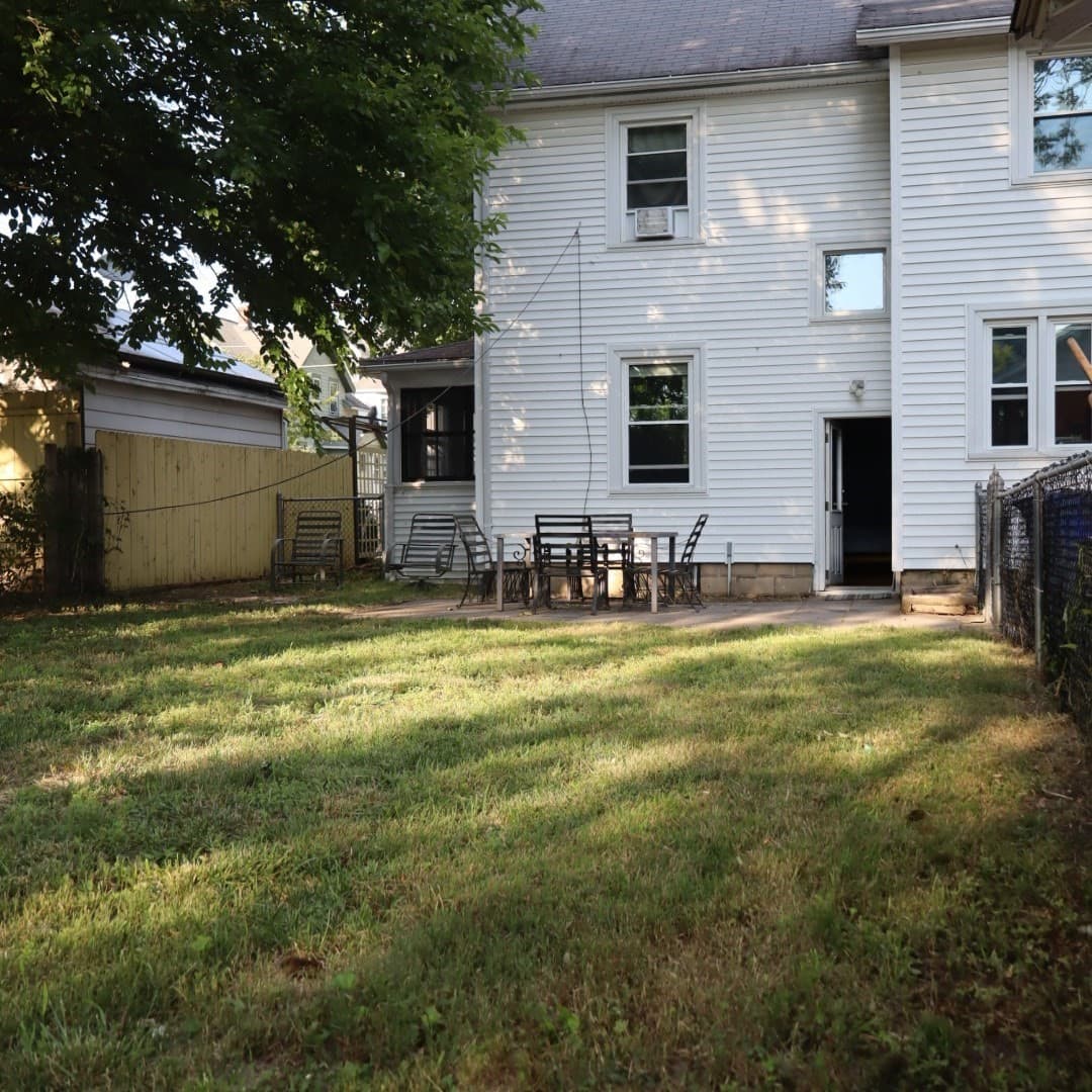 Single Family Residence at 14 Castle St, Springfield MA 01118, Springfield, photo 2 of 17