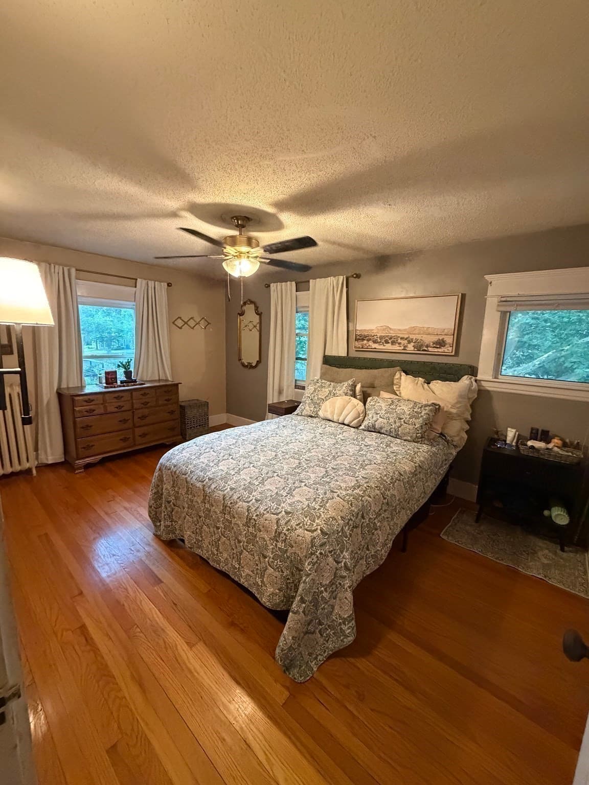 Single Family Residence at 14 Castle St, Springfield MA 01118, Springfield, photo 16 of 17