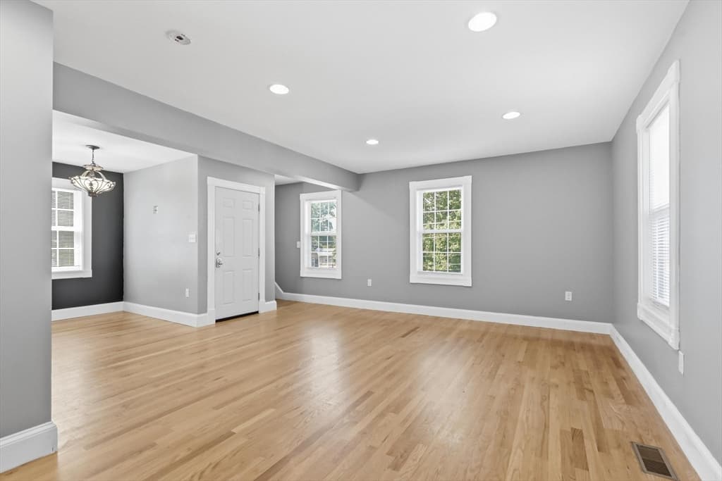 26 Calumet St, Peabody MA 01960 photo 30