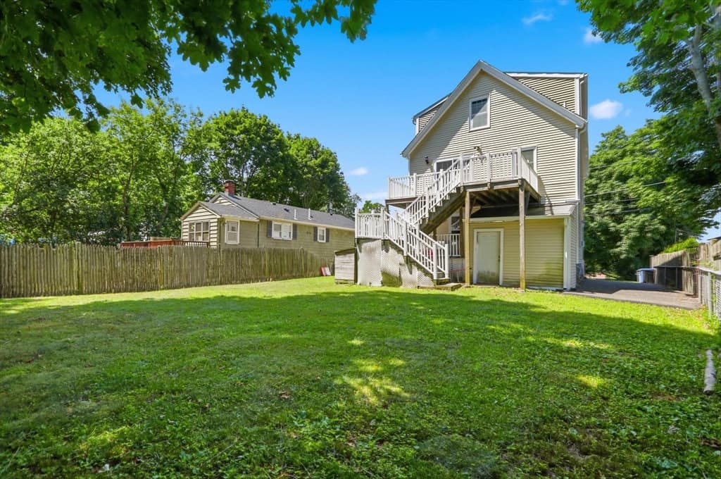 26 Calumet St, Peabody MA 01960 photo 10