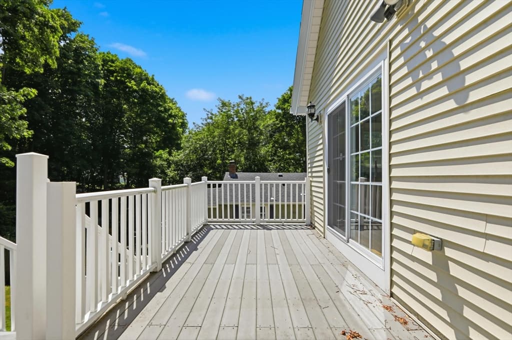 26 Calumet St, Peabody MA 01960 photo 11