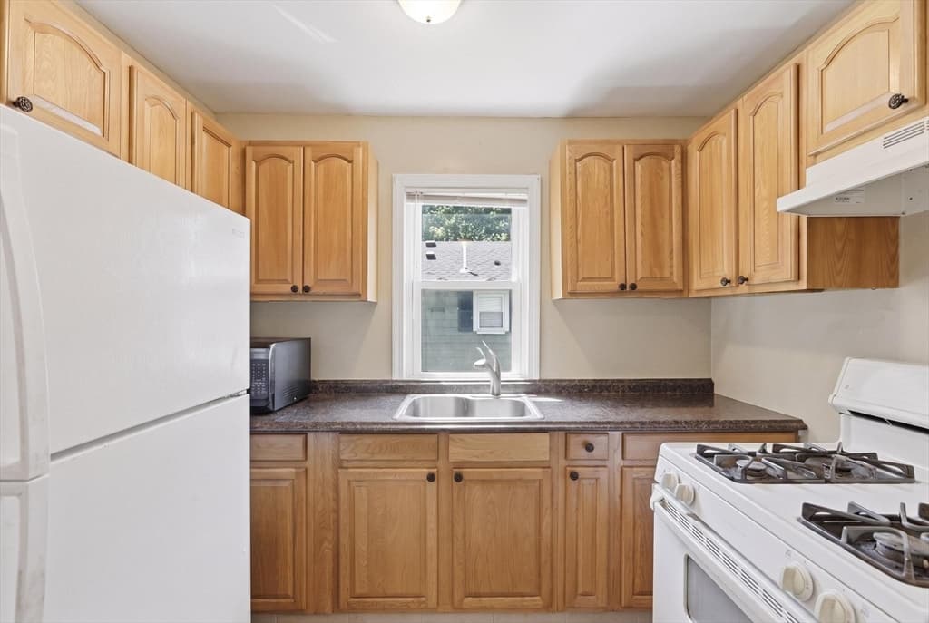 26 Calumet St, Peabody MA 01960 photo 19