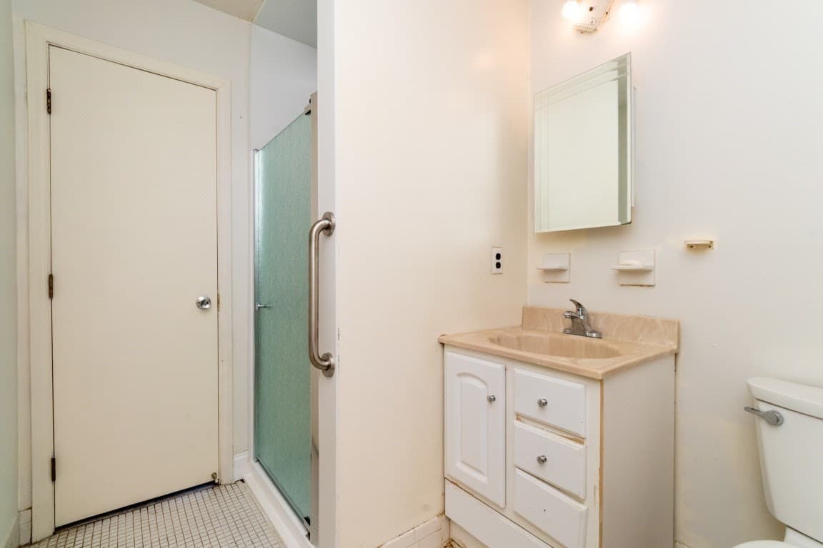 Single Family Residence at 5 Tomkins Ln, Framingham MA 01702, photo 28 of 37