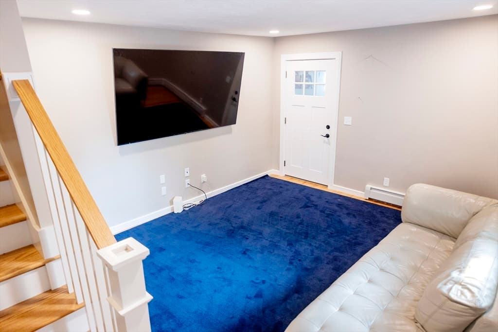 251 Conant St, Gardner MA 01440 photo 10