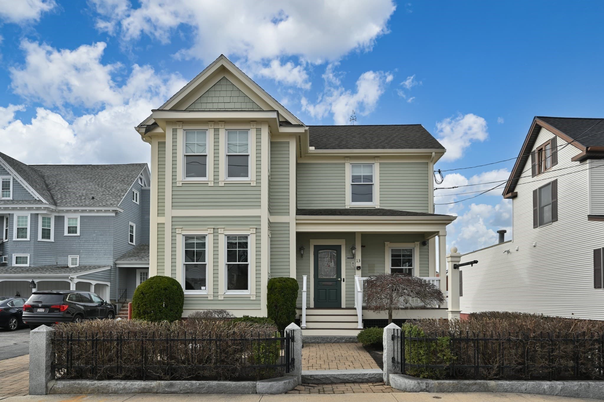 13 Bartlet St, Andover MA 01810