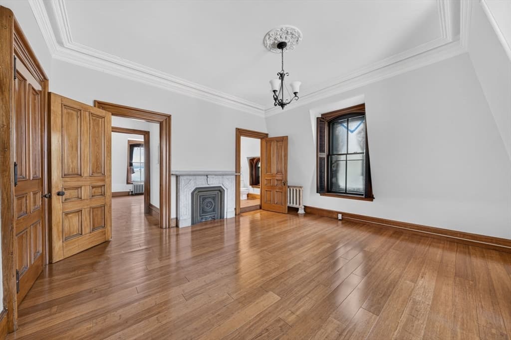 533 Locust St # 8, Fall River MA 02720 photo 9