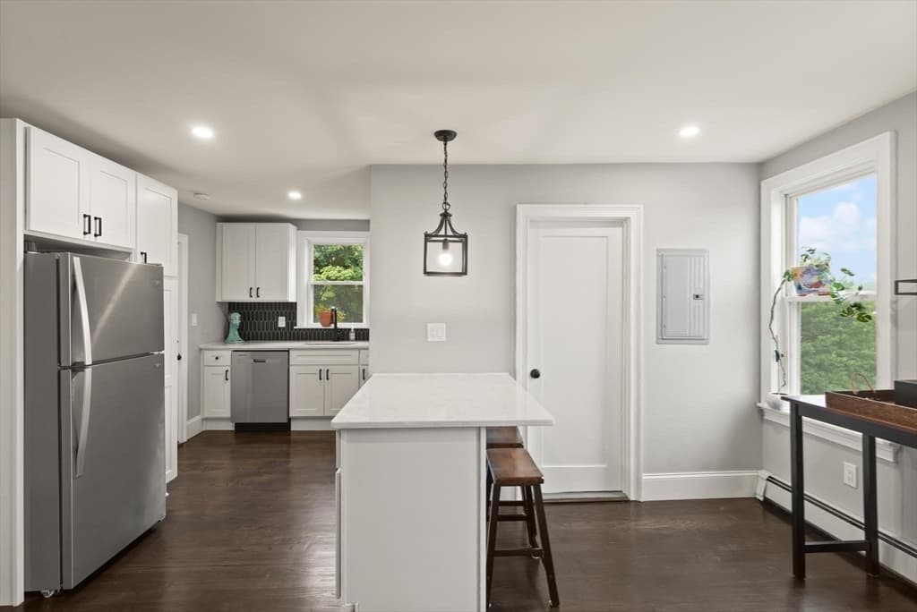 16 Cloutman St # 3, Salem MA 01970 photo 6