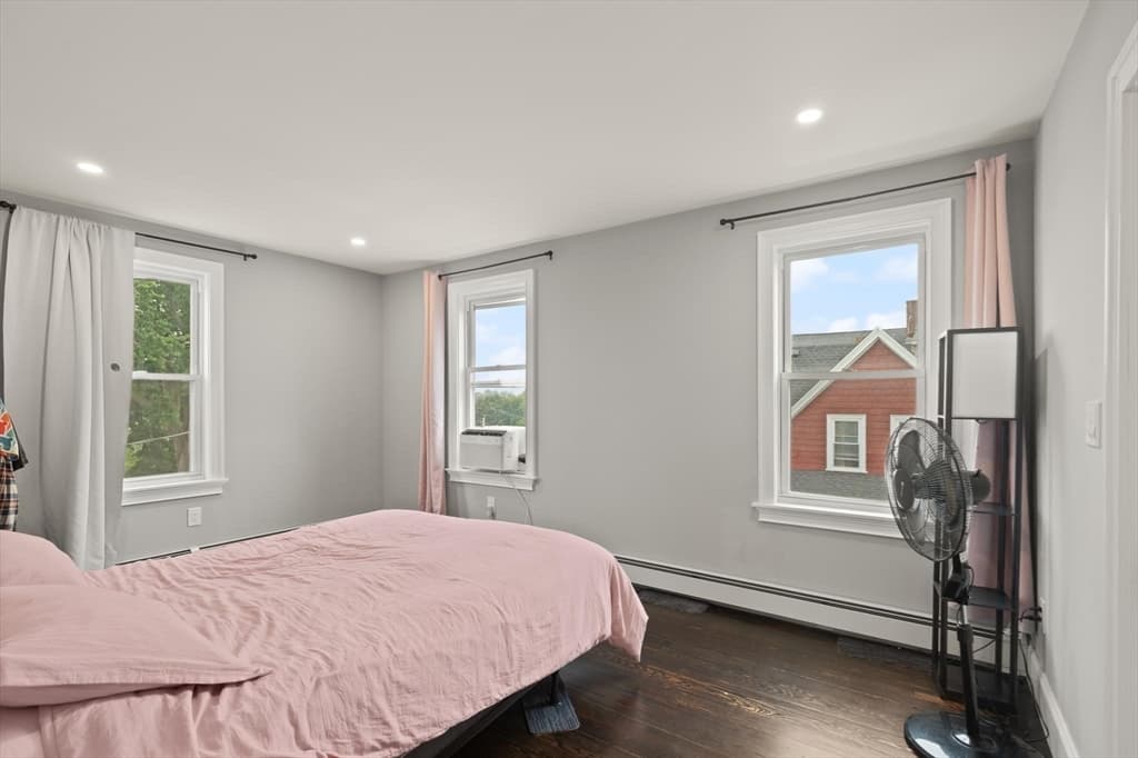 16 Cloutman St # 3, Salem MA 01970 photo 8
