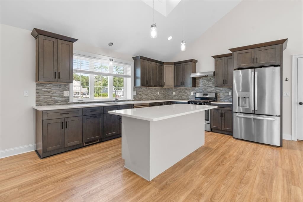 7 Maxwell Lane, Sandwich MA 02563 photo 4