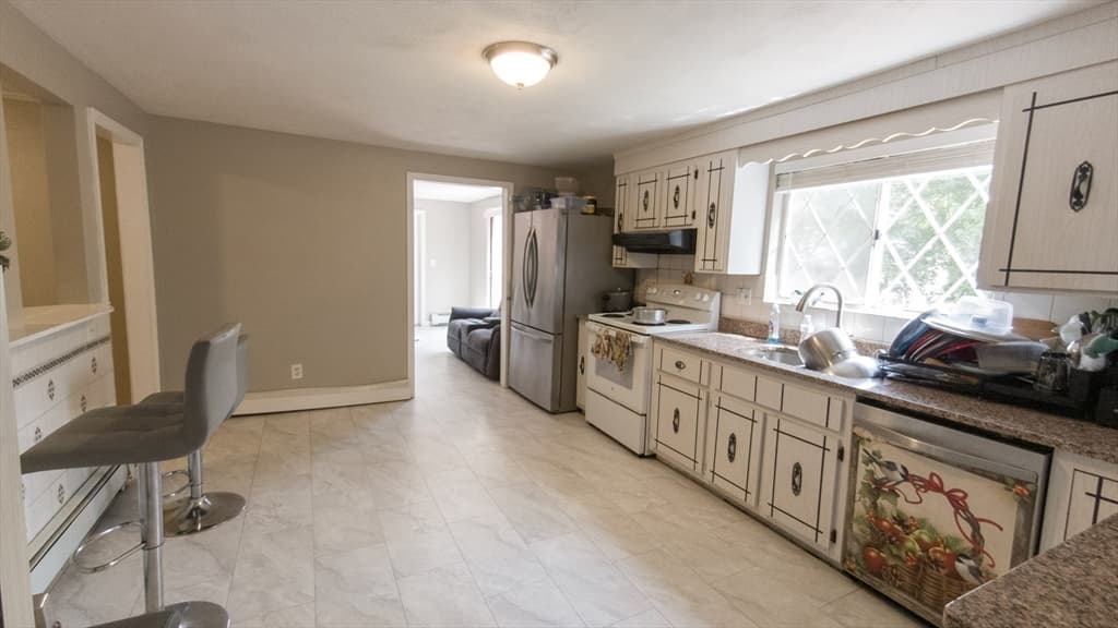 56 Cottage Grove Ave, Brockton MA 02301 photo 10