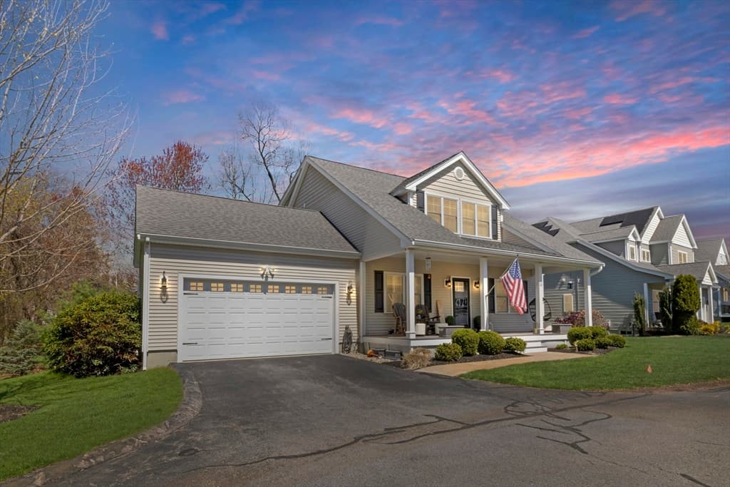 10 Charles View Lane, Medway MA 02053 photo 3