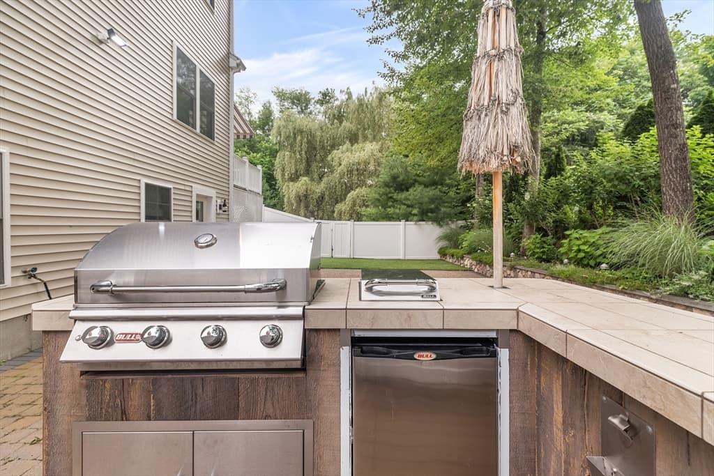 10 Charles View Lane, Medway MA 02053 photo 36
