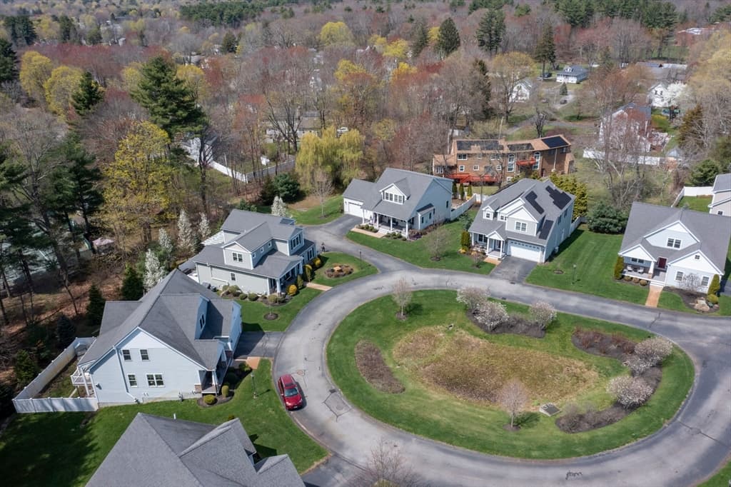 10 Charles View Lane, Medway MA 02053 photo 41