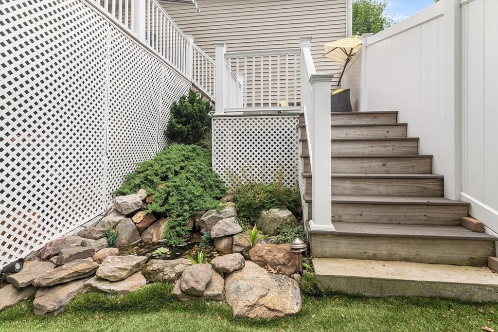 10 Charles View Lane, Medway MA 02053 photo 39
