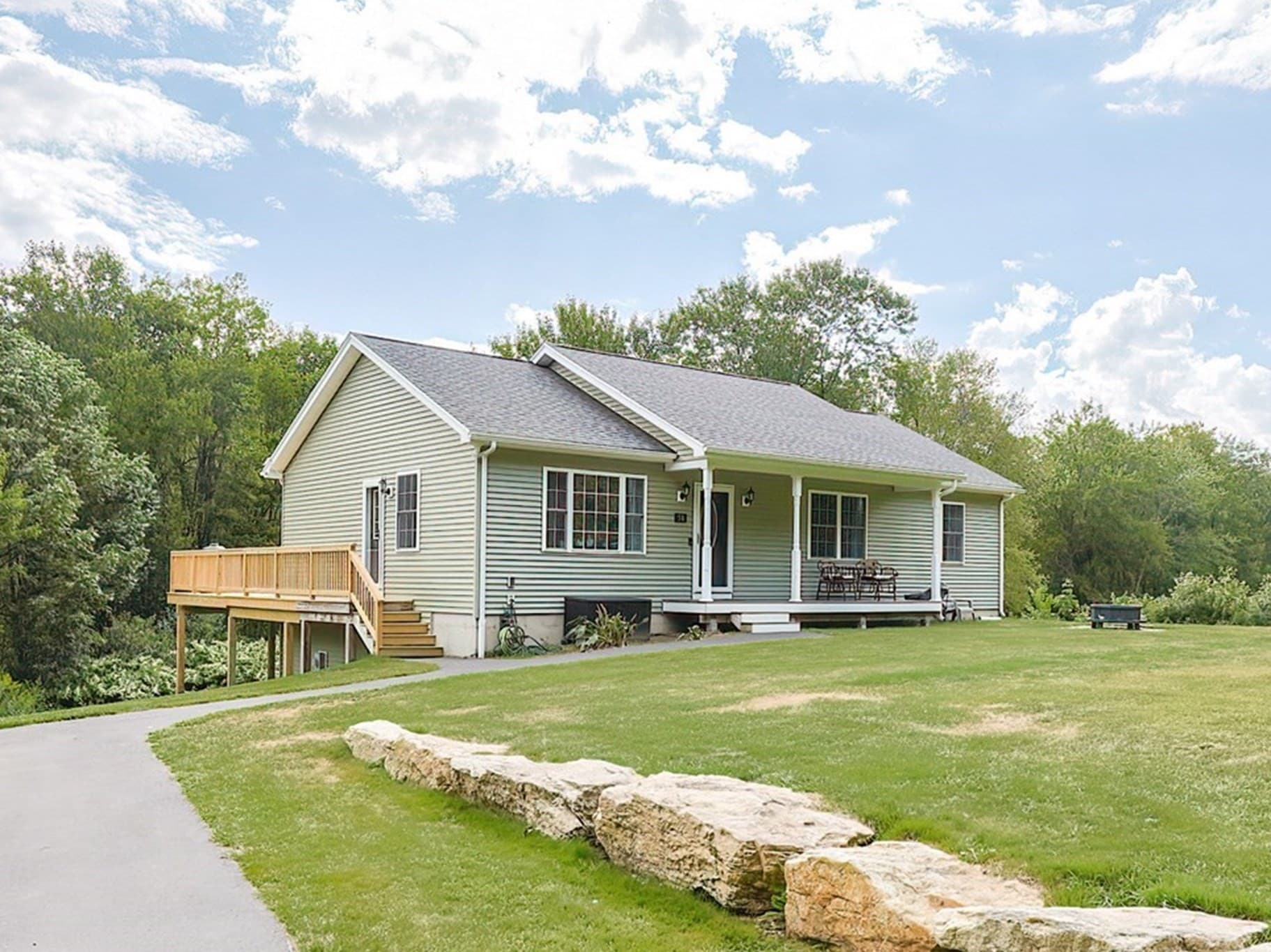 30 Town Farm Rd, North Brookfield MA 01535