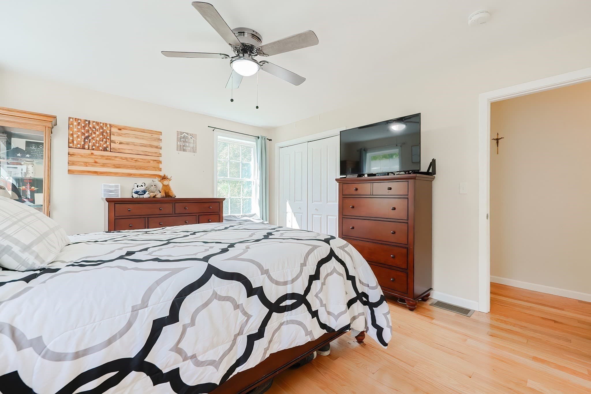 Single Family Residence at 30 Town Farm Rd, North Brookfield MA 01535, North Brookfield, photo 18 of 39