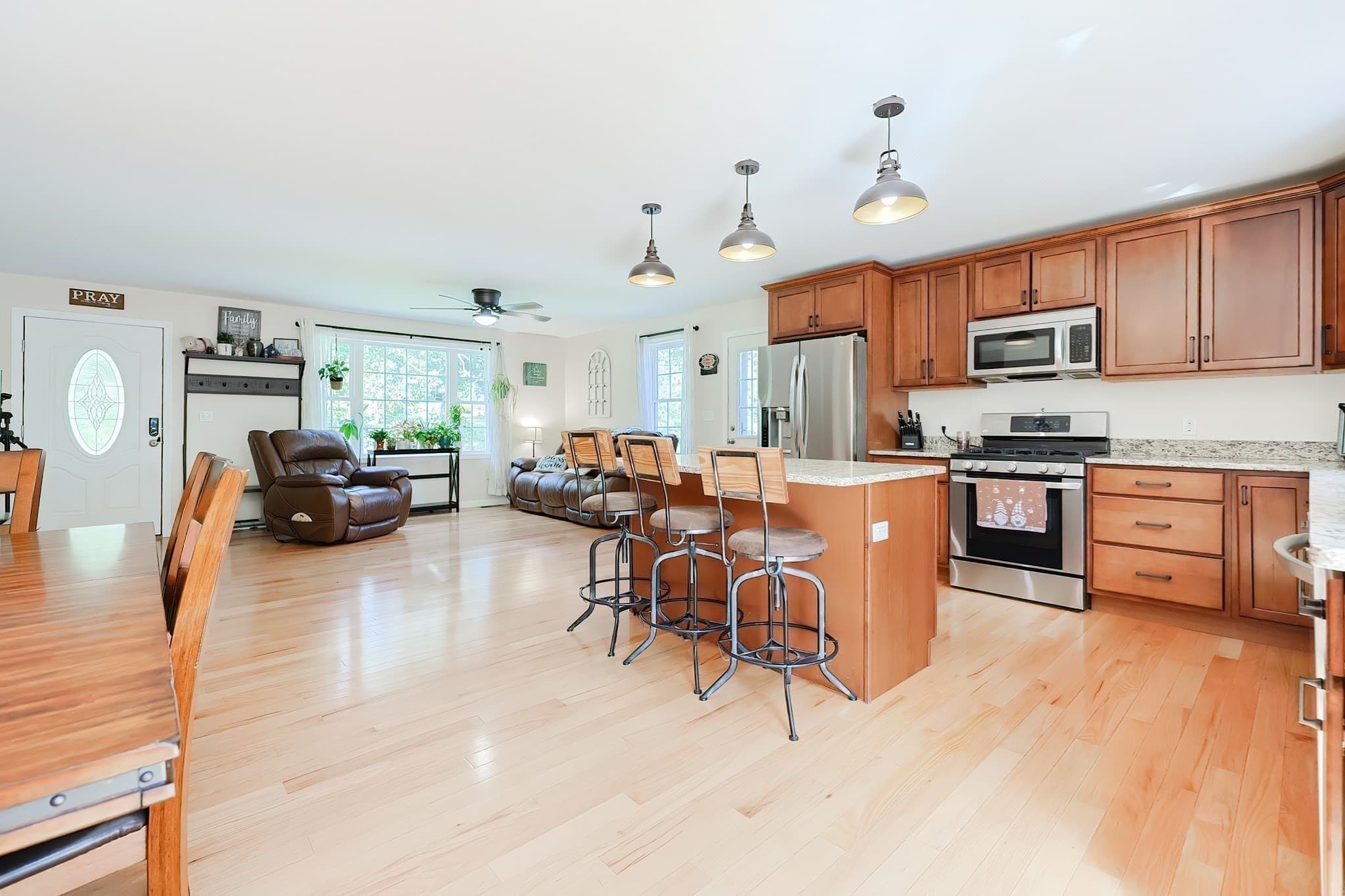 Single Family Residence at 30 Town Farm Rd, North Brookfield MA 01535, North Brookfield, photo 11 of 39