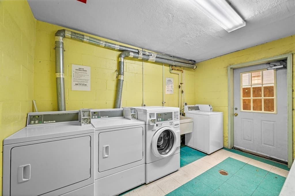 Condominium at 4 Robinwood Avenue # 6, Boston MA 02130, Boston, photo 26 of 33