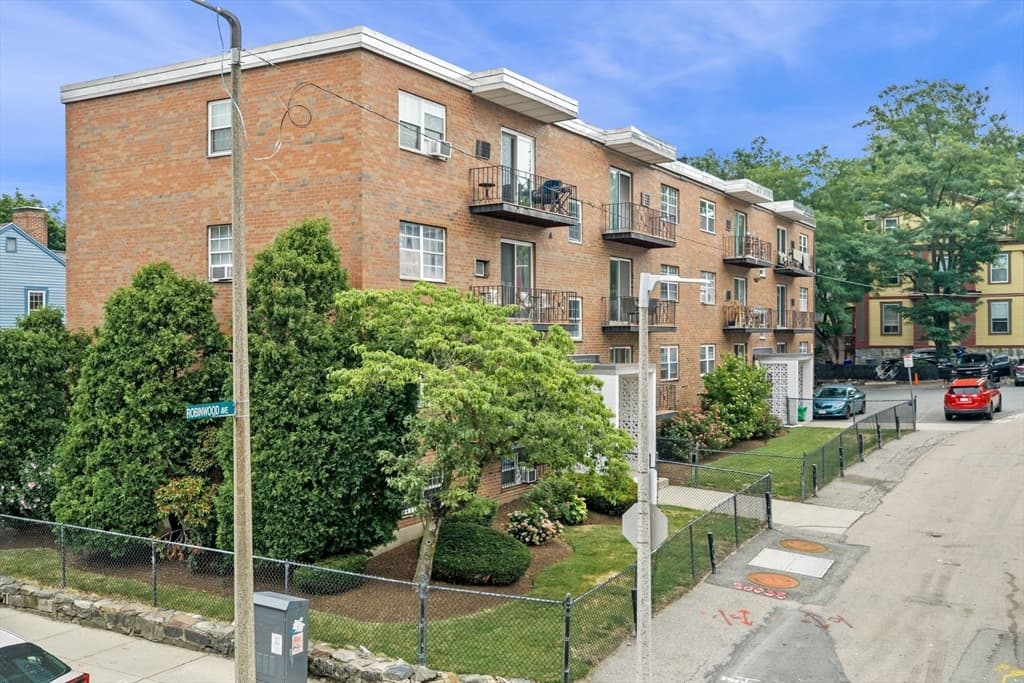 4 Robinwood Avenue # 6, Boston MA 02130
