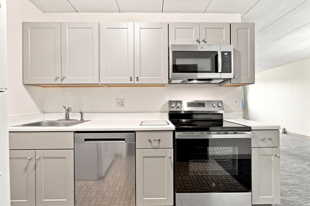50 Water St # 47, Medford MA 02155 photo 2