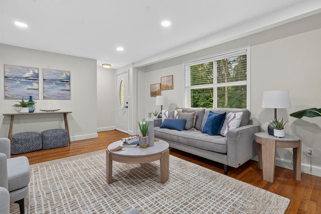47 Southville Rd, Southborough MA 01772 photo 9