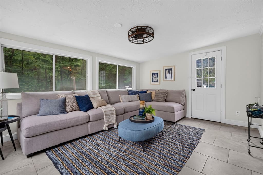 47 Southville Rd, Southborough MA 01772 photo 15