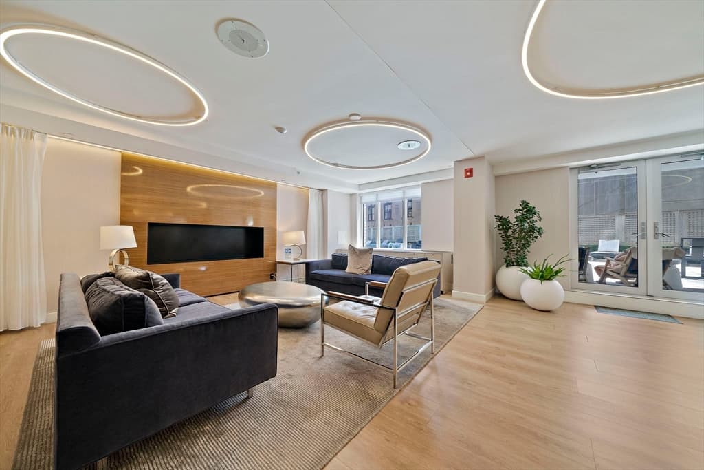 Condominium at 151 Tremont St # 23B, Boston MA 02111, Boston, photo 10 of 16