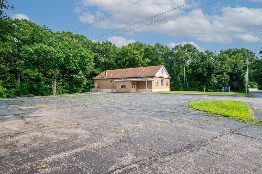 Commercial Sale at 27 Brandes St, Webster MA 01570, photo 2 of 41