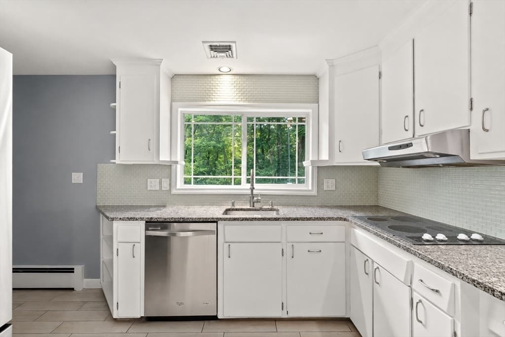 159 High Plain Rd, Andover MA 01810 photo 17