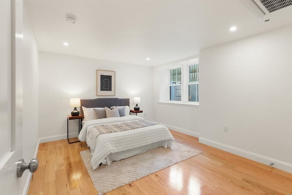 2 Family - 2 Units Up/Down at 48 Mt Vernon St, Arlington MA 02476, Arlington, photo 12 of 30