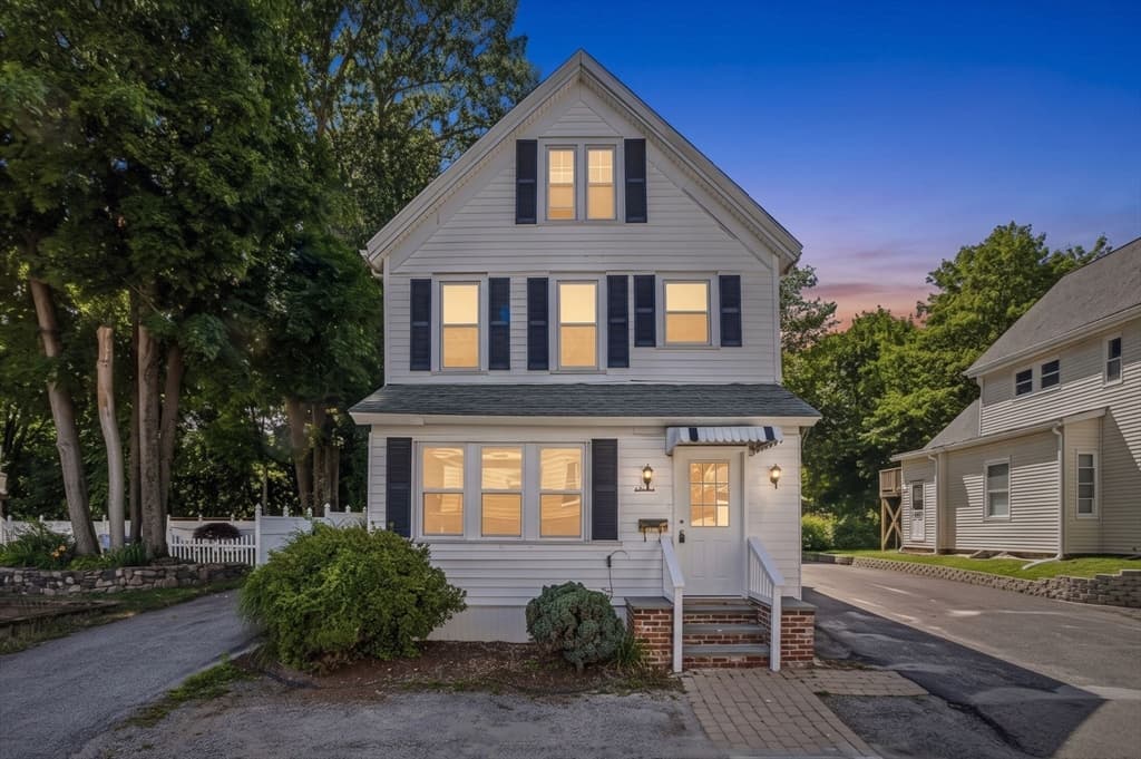 11 Brook St, Marlborough MA 01752 photo 2