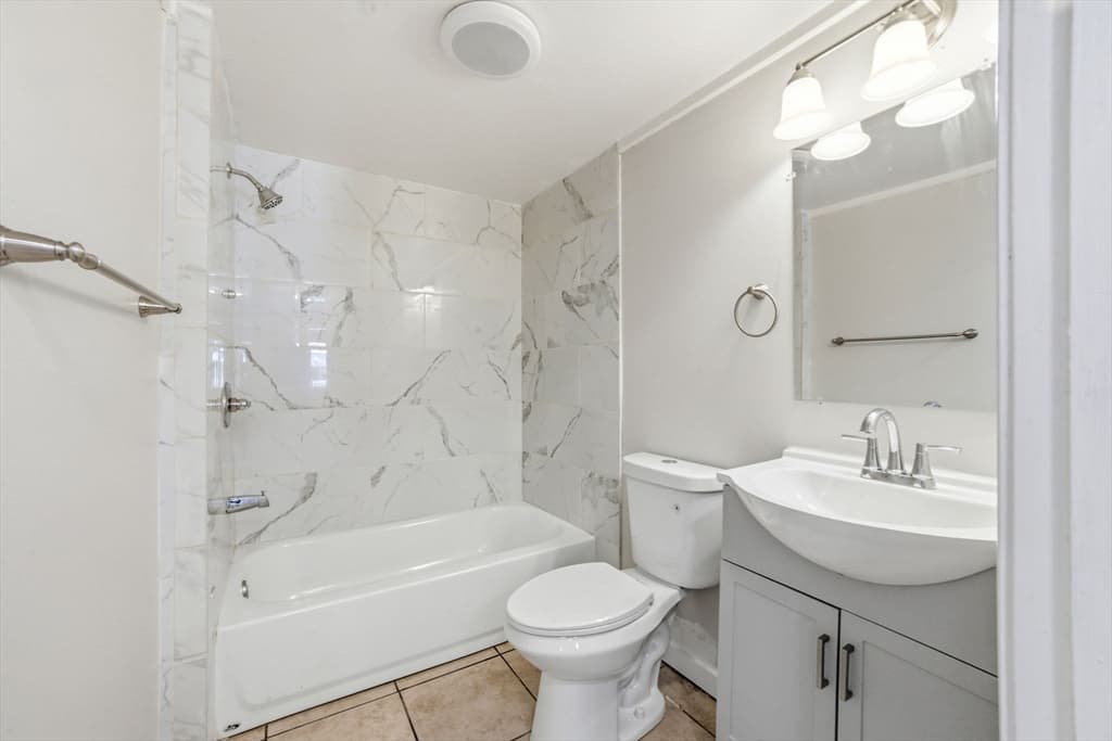 11 Brook St, Marlborough MA 01752 photo 17