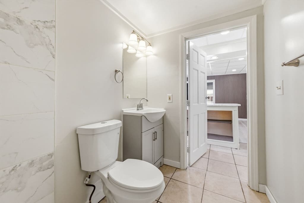 11 Brook St, Marlborough MA 01752 photo 16