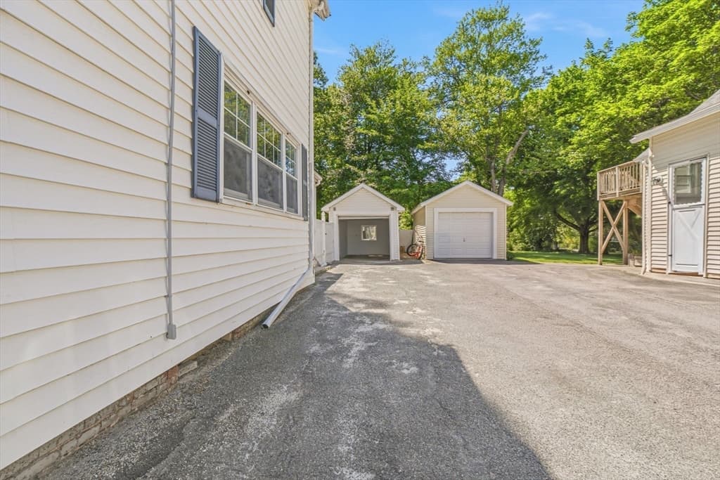 11 Brook St, Marlborough MA 01752 photo 5