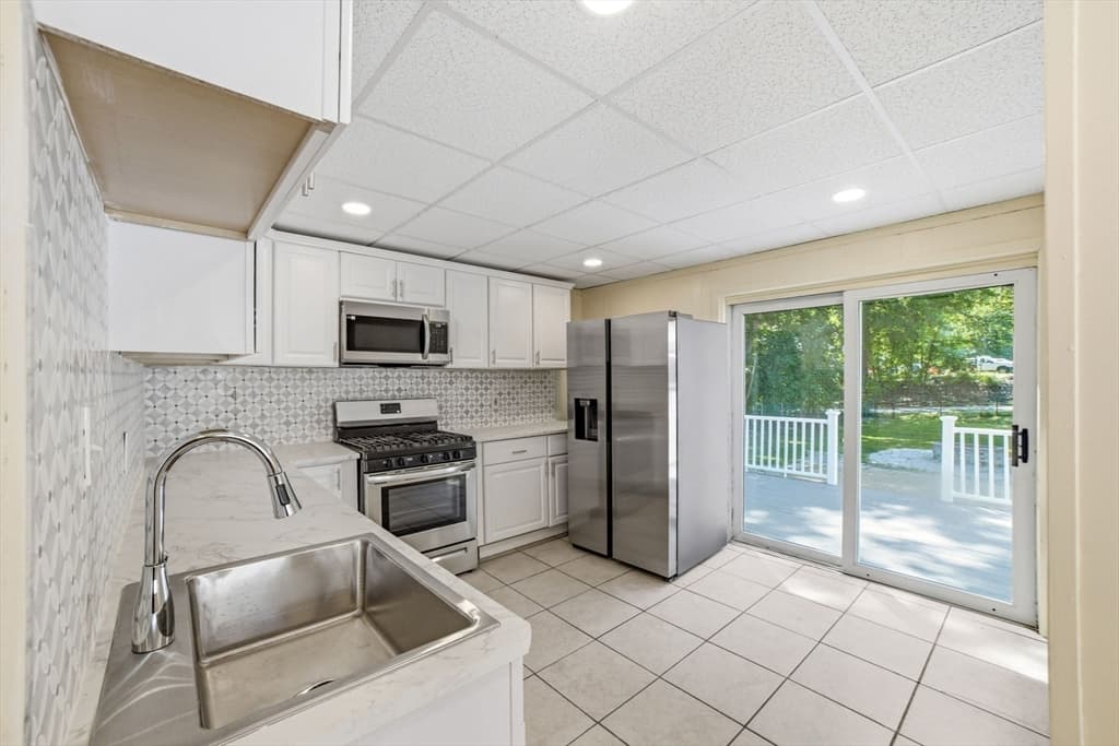 11 Brook St, Marlborough MA 01752 photo 15