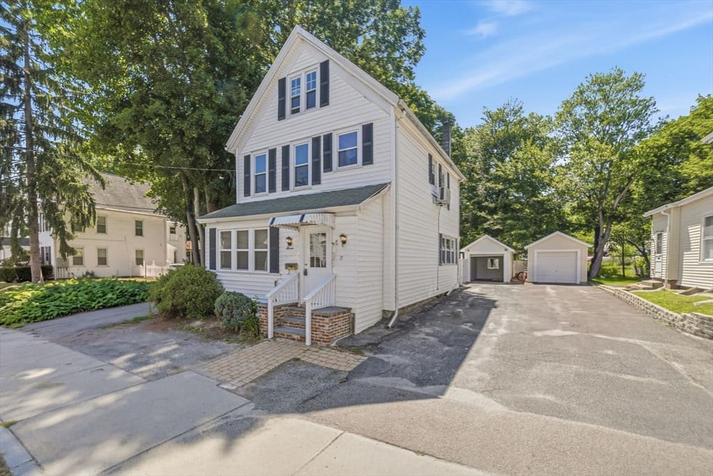 11 Brook St, Marlborough MA 01752 photo 4
