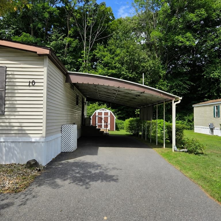 10 Clayton Drive, West Springfield MA 01089 photo 22