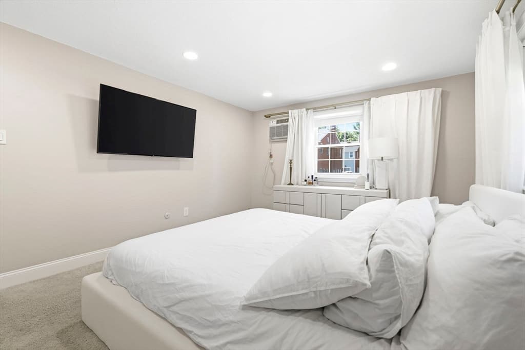 206 Rock St # M7, Norwood MA 02062 photo 11