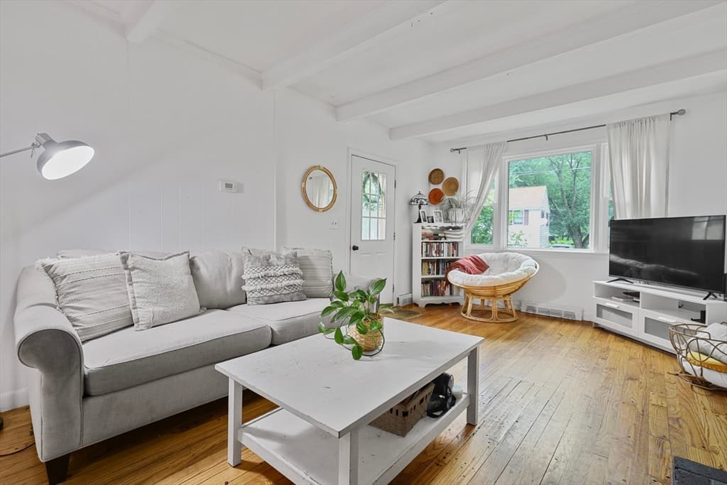 Single Family Residence at 17 Pine St, Bellingham MA 02019, Bellingham, photo 5 of 24