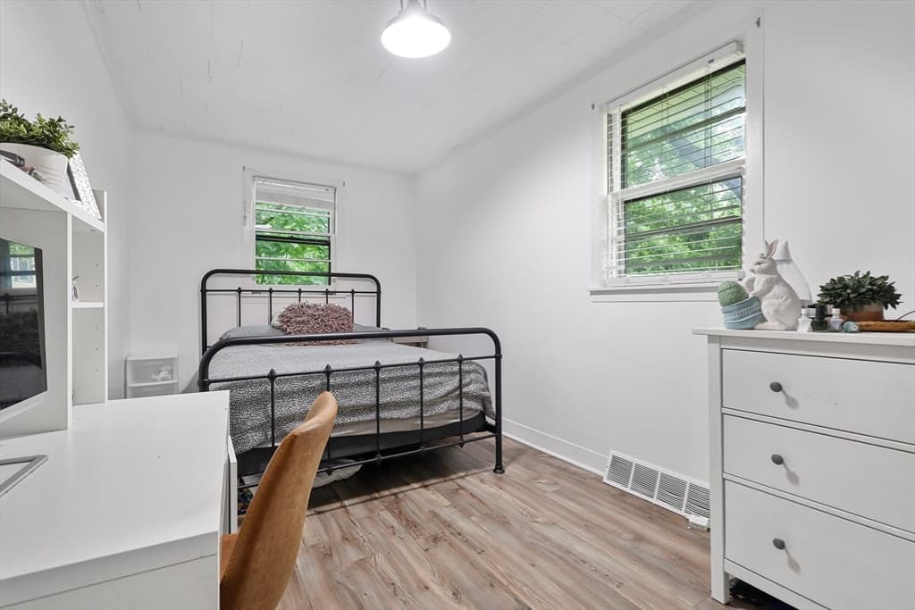 Single Family Residence at 17 Pine St, Bellingham MA 02019, Bellingham, photo 10 of 24