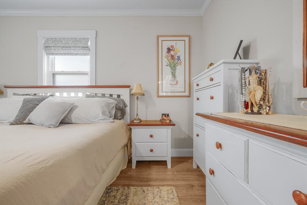 381 Wood St, Bristol RI 02809 photo 20