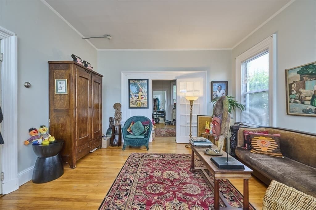 408-410 Crescent St, Waltham MA 02453 photo 6