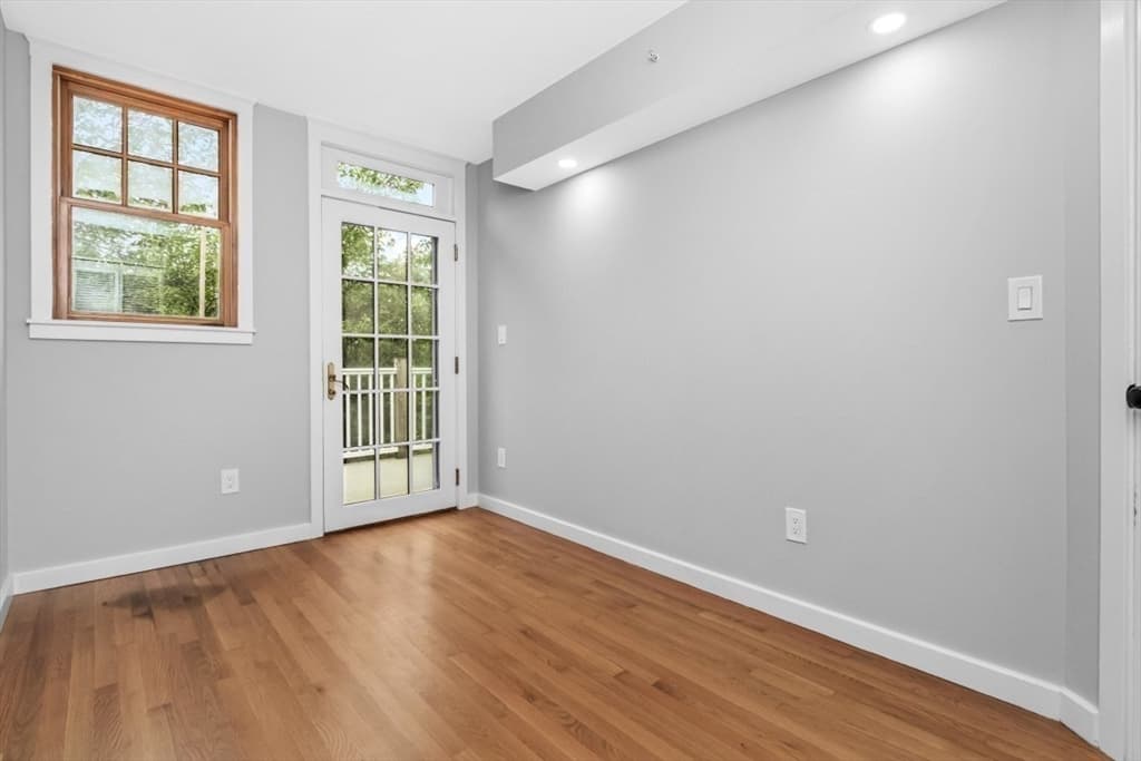 40 Baxter St # 7, Boston MA 02127 photo 16